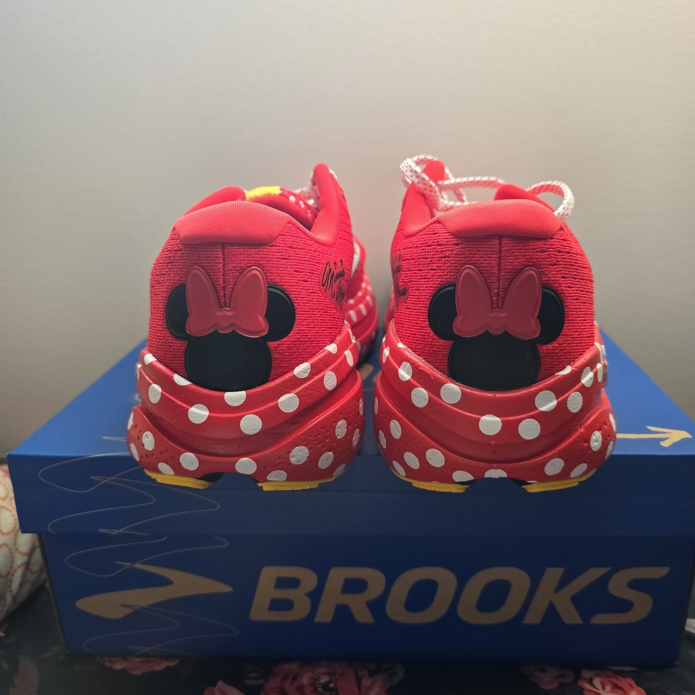 Brooks Ghost 2 Max Disney Limired Edition - Picture 3 of 6